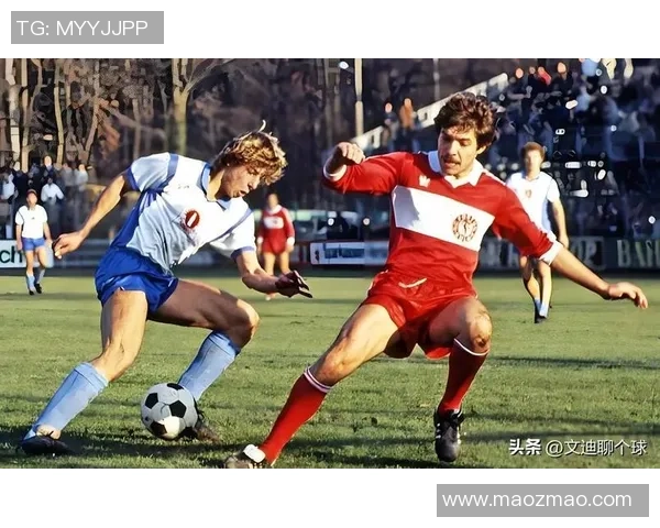 超级犯规足球明星的传奇人生与赛场风云揭秘