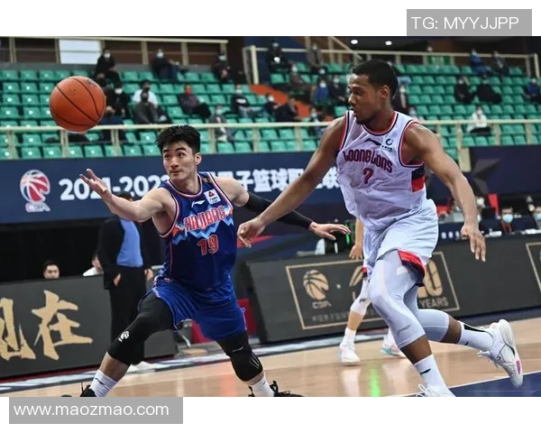 广州篮球队与武汉篮球队赛后技术分析与战术总结